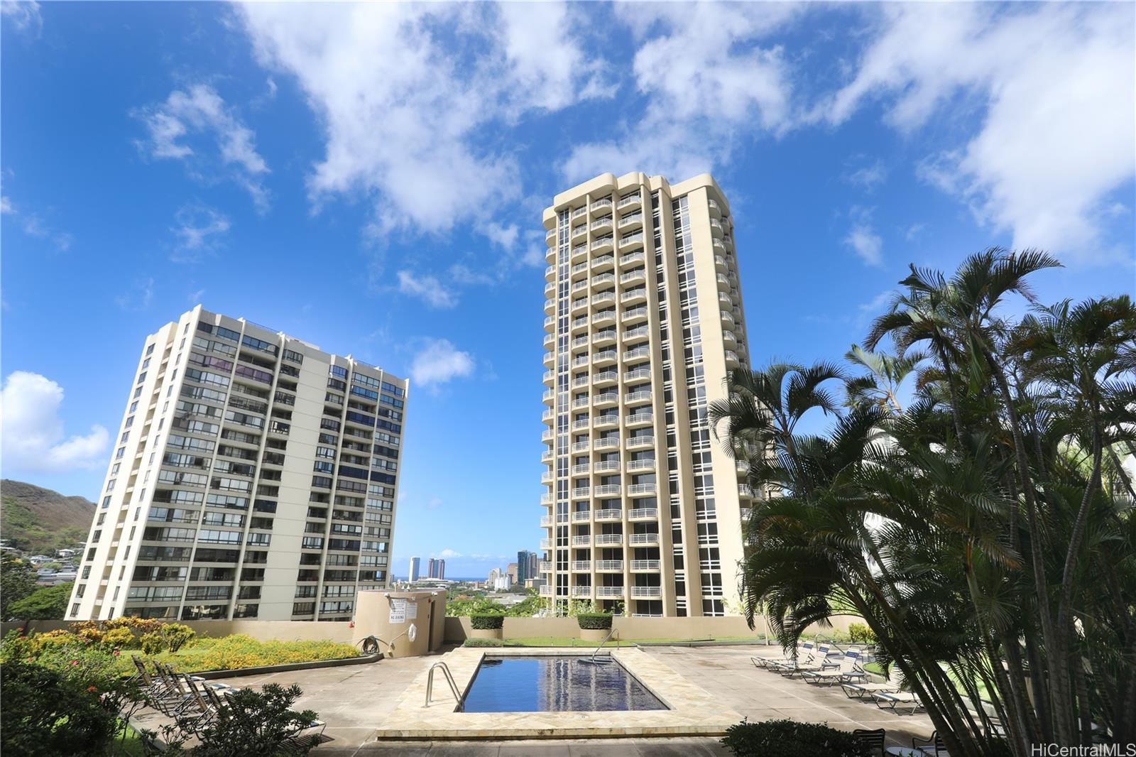 21 Craigside Place #1B, Honolulu, HI 96817