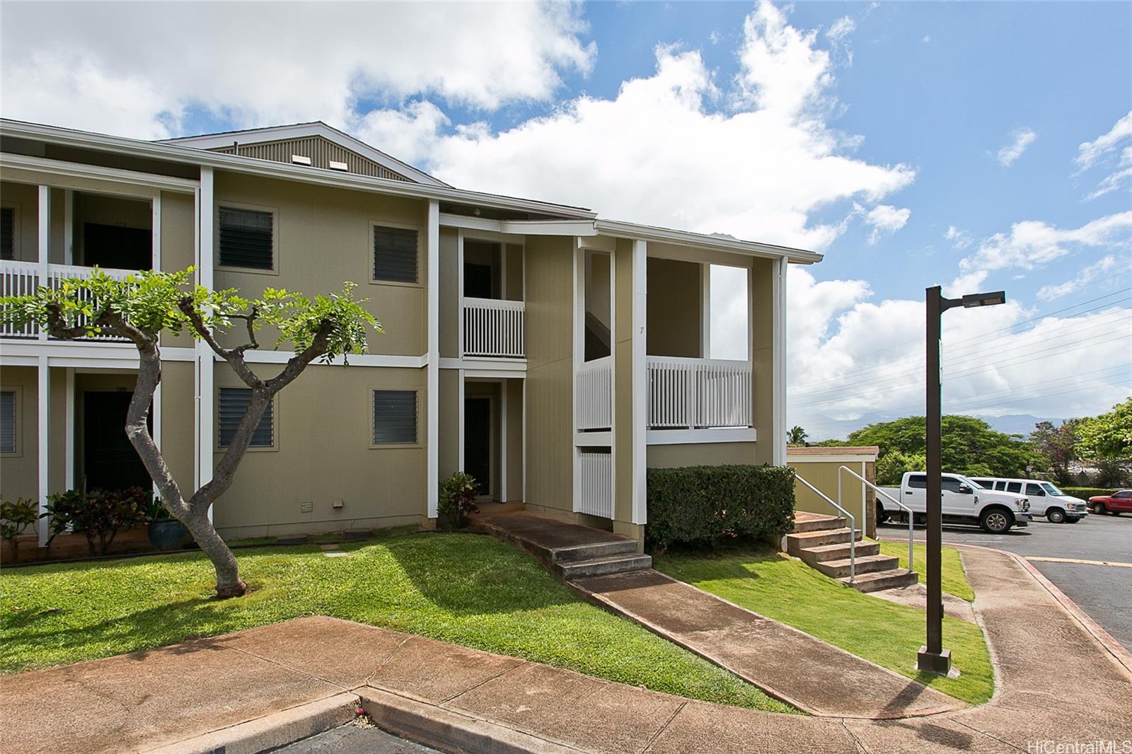 94-615 Kahakea Street #7L, Waipahu, HI 96797