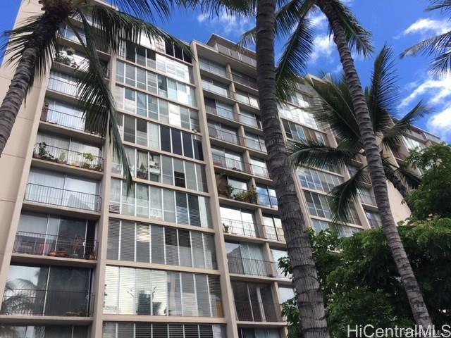 620 Mccully Street #306, Honolulu, HI 96826